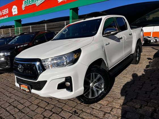 TOYOTA HILUX 2.8 SRV 4X4 CD 16V DIESEL 4P AUTOMÁTICO
